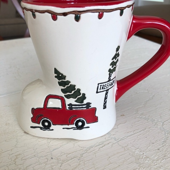 Potter’s Studio Tree Farm Christmas Mug with Red Truck and Novelty Tree Insert - Picture 7 of 8